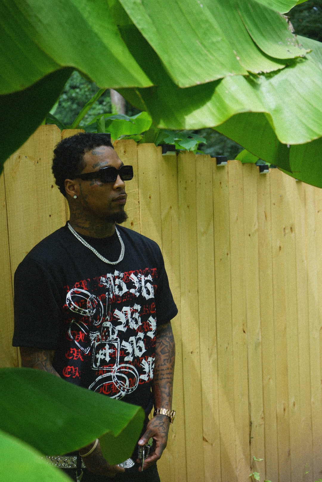 EVERYTHINGTRENDY TEE